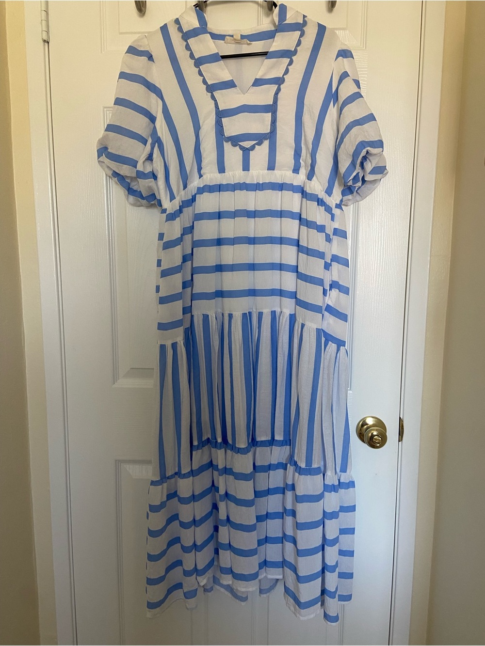 entro Blue and White Striped Tiered Midi Dress with Puff Sleeves